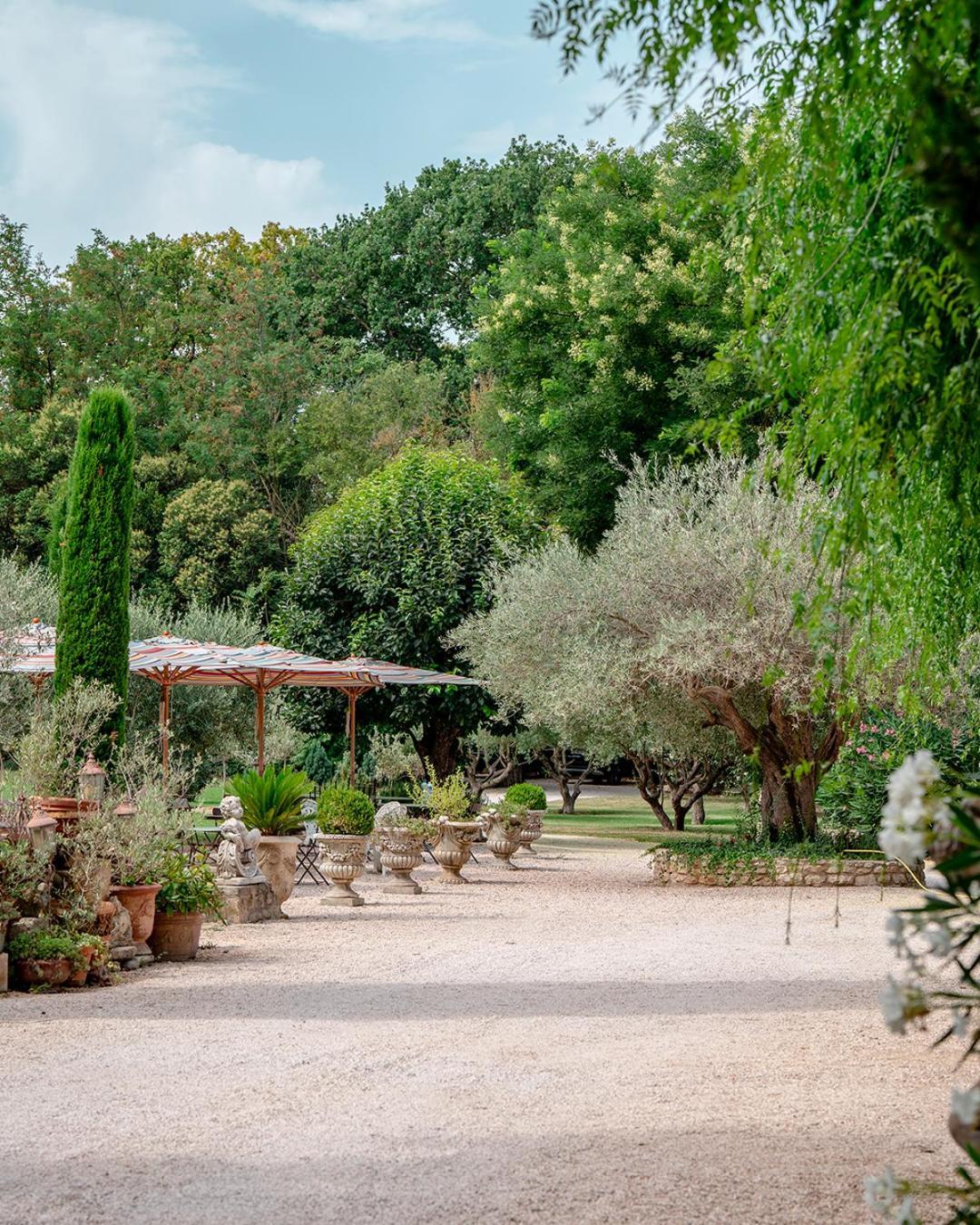 Mas Des Comtes De Provence Hotell Tarascon Exteriör bild