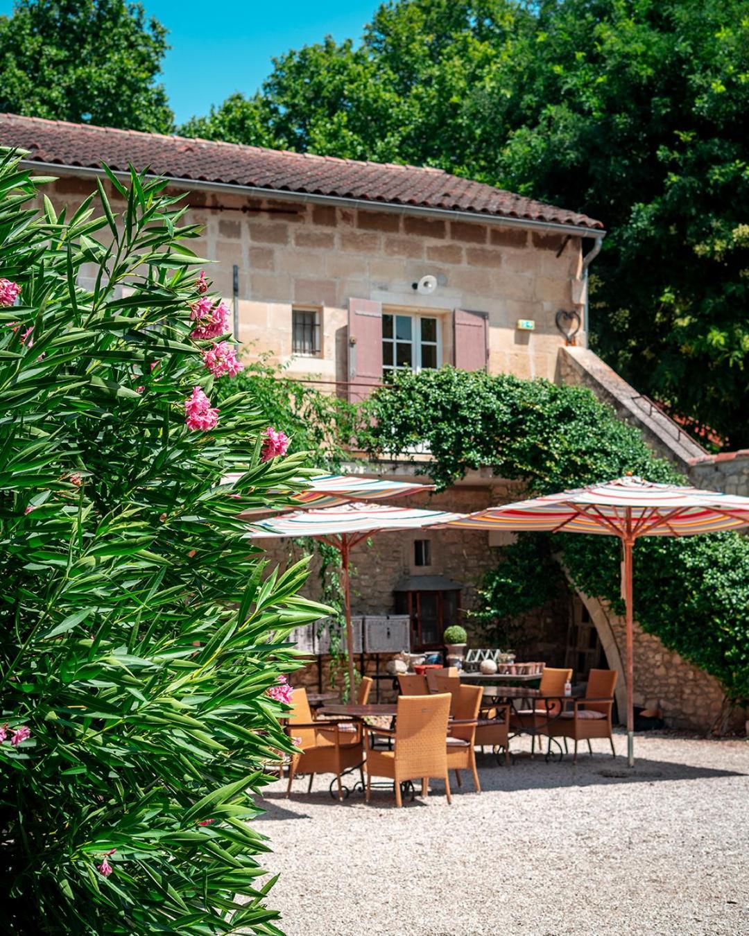 Mas Des Comtes De Provence Hotell Tarascon Exteriör bild