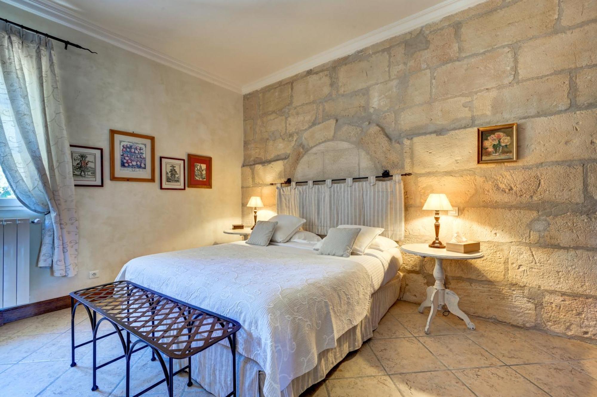 Mas Des Comtes De Provence Hotell Tarascon Exteriör bild