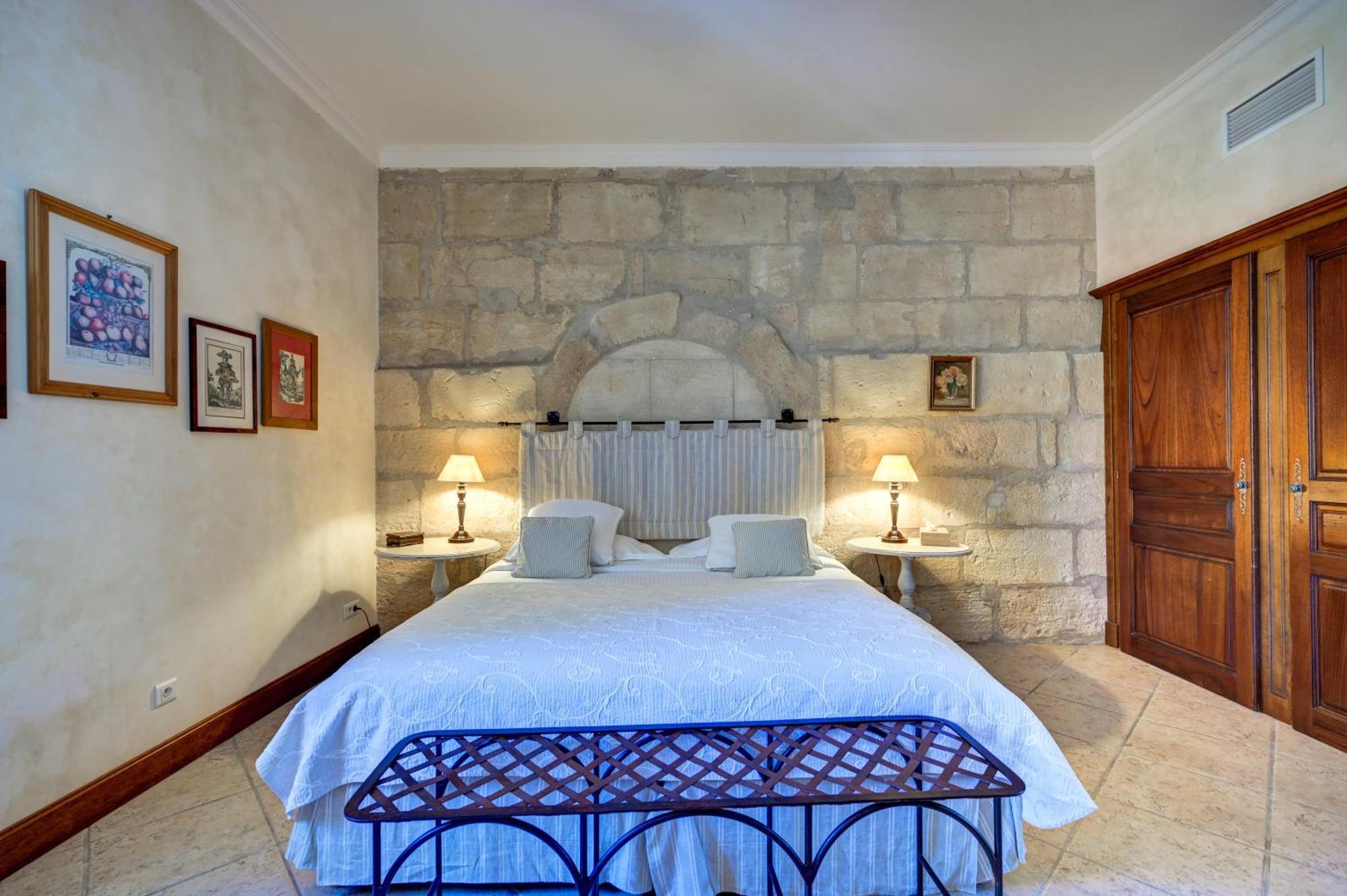 Mas Des Comtes De Provence Hotell Tarascon Exteriör bild
